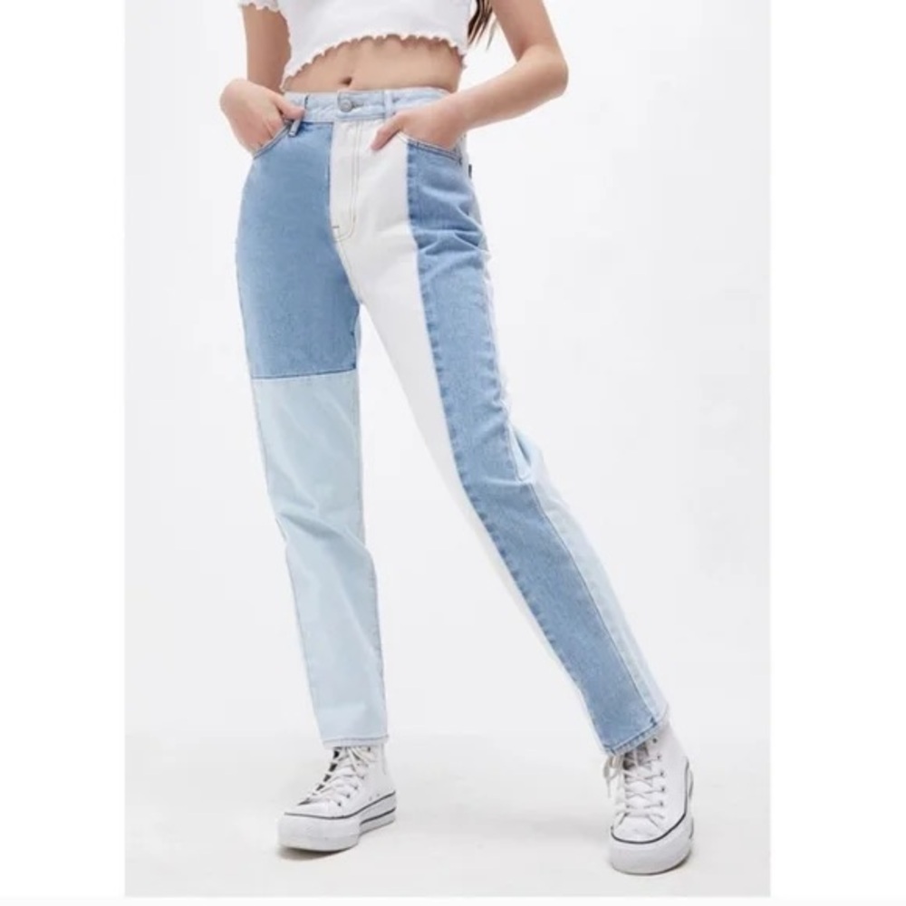 PacSun Sky Blue Women's Eco Hopper Patch Mom Jeans Denim Pants size 27
